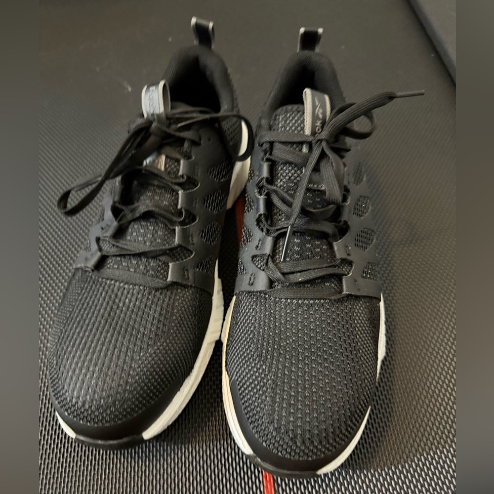 Reebok Fusion FlexweaveTM Work - RB413 Composite Toe Black/White
8.5 D- Wide